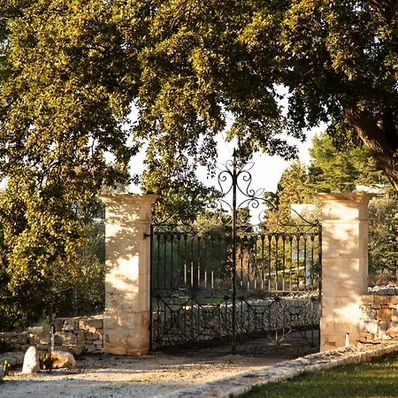 Agriturismo Masseria Del Crocifisso *